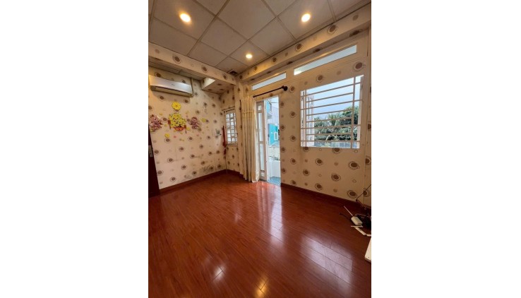 Bán nhà 2 tầng, 26m², 2PN, 2WC, 3 tỷ, Bình Trị Đông B, Bình Tân